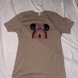 Women’s Minnie Mouse Christmas Bow Tshirt Size Medium